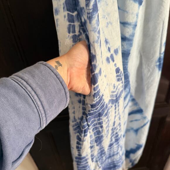 FREE PEOPLE Moody Blues Blue and White Tie Dye Balloon Leg Jumpsuit extra Small - Picture 5 of 9